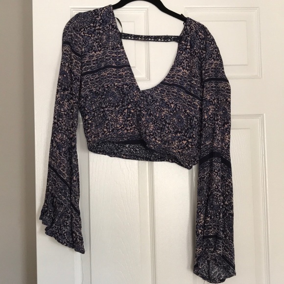 Long Sleeve Crop Shirt - Picture 1 of 2